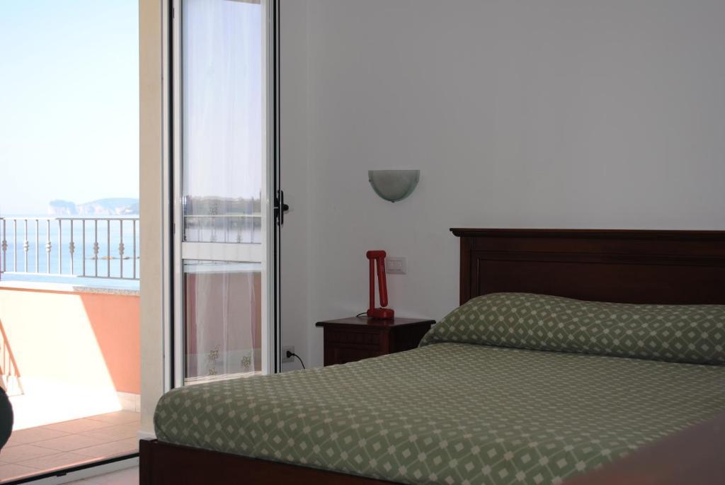 Guest House Sea Rooms Альгеро Номер фото